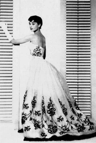 Closet: Iconic Dress: Audrey Hepburn in 'Sabrina' by Givenchy