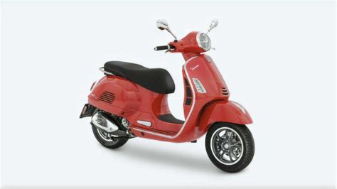 Updated Vespa GTS Breaks Cover In Four Versions And 14 Colors