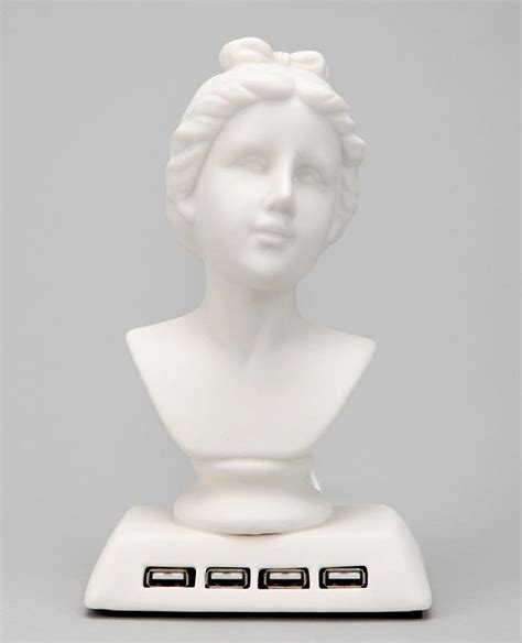 Aphrodite Bust Shaped USB Hub | Gadgetsin