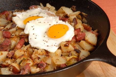 Corned Beef Breakfast Hash – Live Play Eat