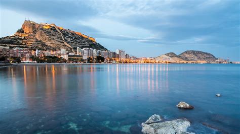 The Castle of Santa Bárbara: history and legend of Alicante