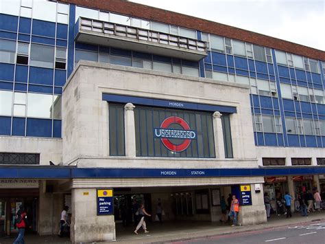 Morden Underground Station | Built in 1926 The offices above… | Flickr