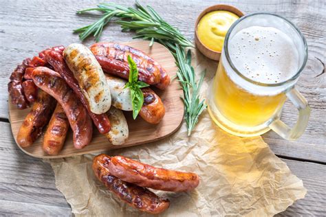 Bratwurst-and-Beer.-SS-1920×1282 | Isthambul