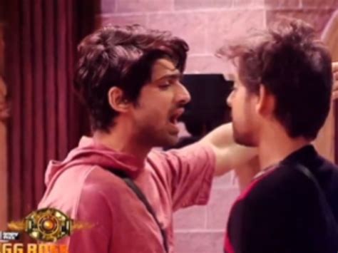 Bigg Boss 17: Abhishek Kumar slaps Samarth Jurel, later apologises; BB reacts | Bigg Boss News ...