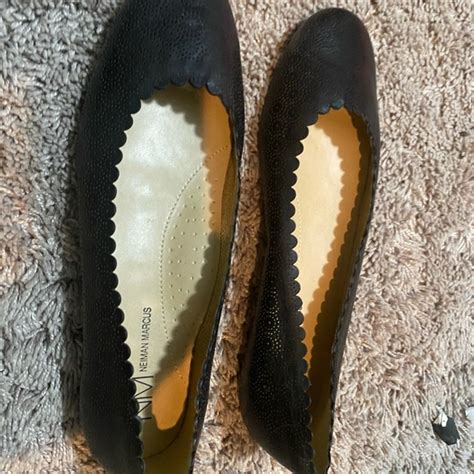 Neiman Marcus | Shoes | Neiman Marcus Size Black Flats | Poshmark