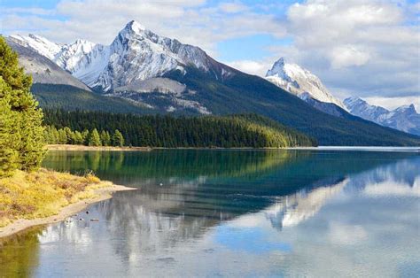 11 Epic Things to Do in Jasper For Your Alberta Outdoor Adventure