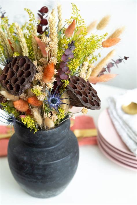 We Highly Recommend You Make this Dried Flower Arrangement for the Fall Holiday Season | Hunker ...