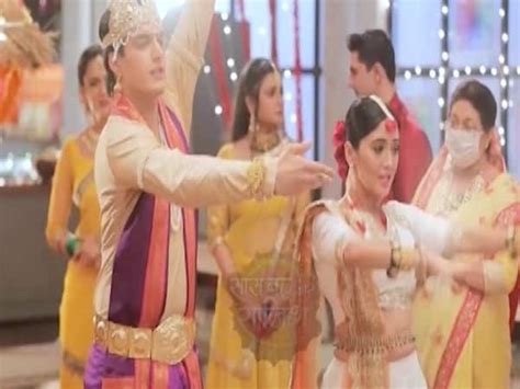 Kartik and Naira's dance performance in the serial YRKKH