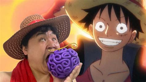 One Piece, Low Cost Cosplay dimostra che Luffy può allungare tutte le sue parti del corpo