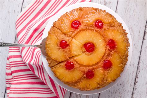 Easy Pineapple Upside-Down Cake - Kippi at Home