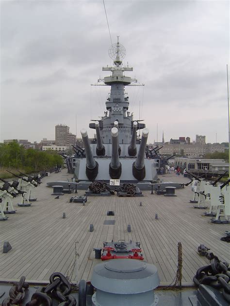 File:USS North Carolina BB-55-2.jpg - Wikimedia Commons