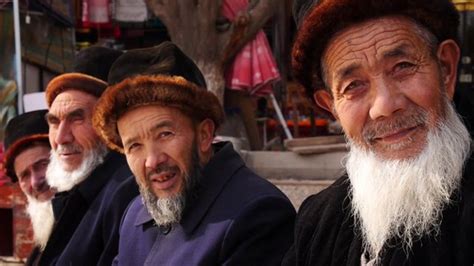 BBC visits China's Xinjiang province - home of the Uighurs - BBC News