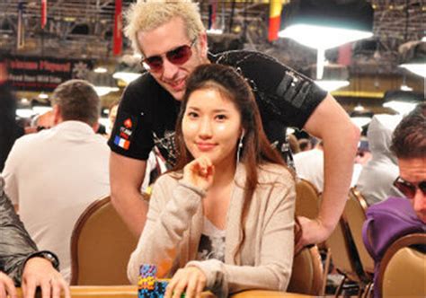 EPT Barcelona: ElkY and his girlfriend through to Day 2 - Poker/Casino ...