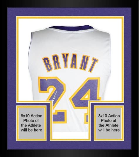 √ Signed Kobe Bryant Jersey