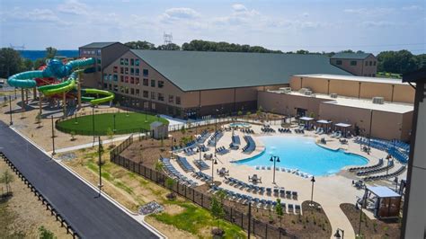 Perryville Resorts - Waterpark in Maryland - Great Wolf Lodge