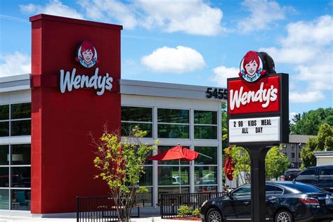 What Are Wendy’s Breakfast Hours? - Eat Kanga