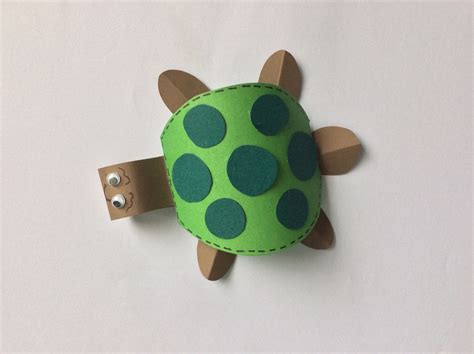 La tortuga Dani, Usb Flash Drive, Baby Shoes, Kids, Turtles, Meet, Artists, Manualidades