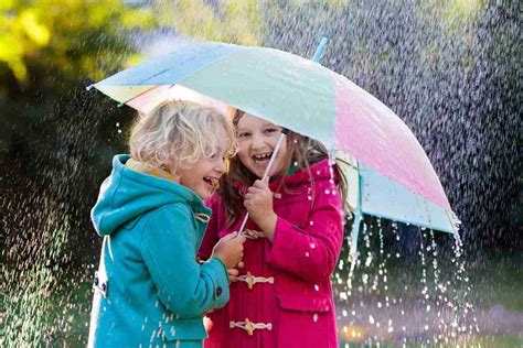 50 Super Fun Rainy Day Activities For Kids of All Ages