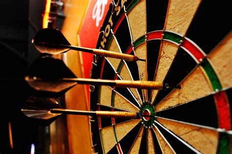 6 Darts Wallpapers HD Backgrounds Free Download - Baltana