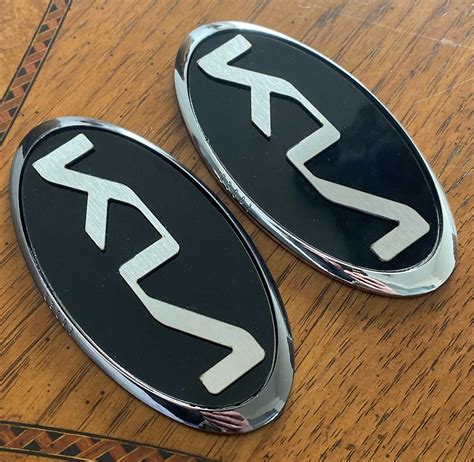 Kia 4.0 Badges/Emblem 2pc Set with Brushed Aluminum Letters | Etsy