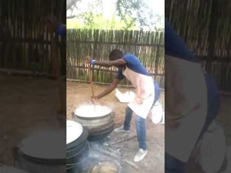 How to cook the Tsonga traditional food - YouTube