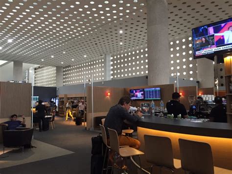 MEX: Aeromexico Salon Premier (Domestic) Reviews & Photos - Terminal 2 ...