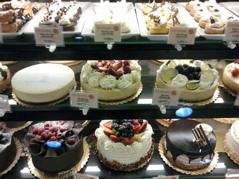 Giant Supermarket Bakery Cakes