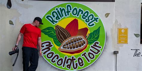 Taking a Costa Rican Chocolate Tour In La Fortuna - Travel Shark