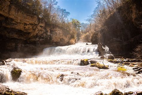 7 Amazing Waterfalls in Wisconsin - Drivin' & Vibin'