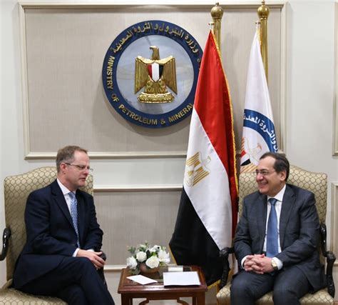 Egypt, UK Hold Talks on Oil, Gas Activities, Investments | Egypt Oil & Gas