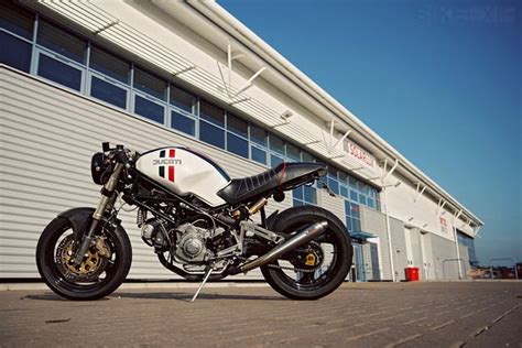 Ducati Monster 900 custom | Ducati monster, Ducati, Ducati monster 600