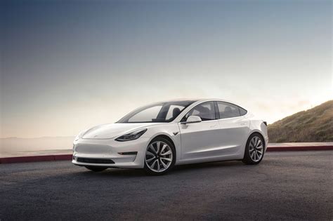 Tesla Model 3 first drive: this is the car that Elon Musk promised - Eloti Designs