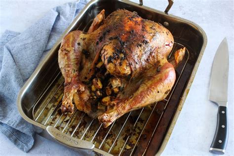 Top 5 Turkey Roasting Pan With Rack And Lid You Shouldn't Miss