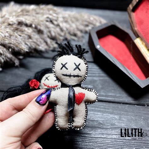 2 Handmade Voodoo dolls for Voodoo love spells - male doll + female doll - Lilith Magic Candles