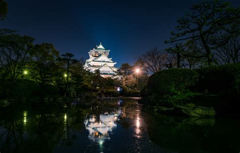 Osaka Castle Tips & Review - Travel Caffeine