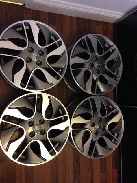 17 inch genuine Renault alloy wheels (new condition)Zoe,Clio,Megane | in Southampton, Hampshire ...