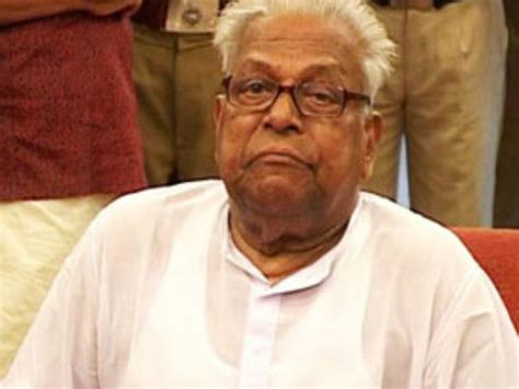 V S Achuthanandan dropped from CPI-M's Kerala state secretariat ...