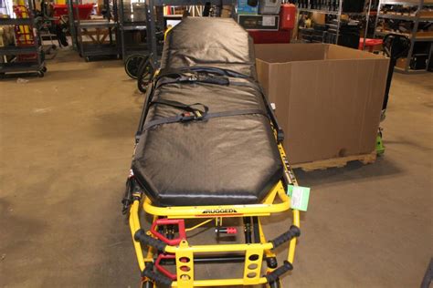 Stryker Mx-Pro Bariatric Transport Stretcher | Property Room