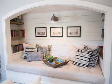 33 Modern Reading Nooks That Combine Comfort and Calm!