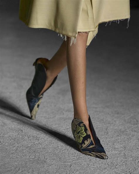 Spring 2023 Details – LANVIN