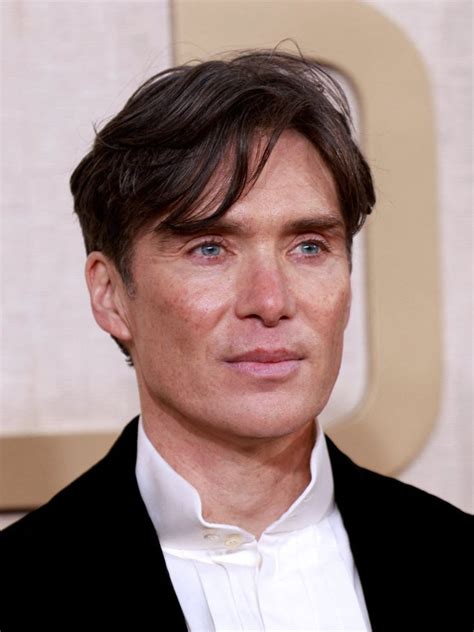 Cillian Murphy at the Golden Globes in 2024 | Cillian murphy peaky ...