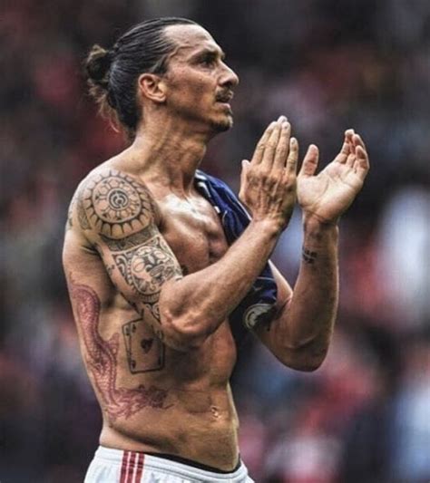 Zlatan Tattoo - Ibrahimovic Tattoo Stock Fotos Und Bilder Getty Images : Anyone who follows ...