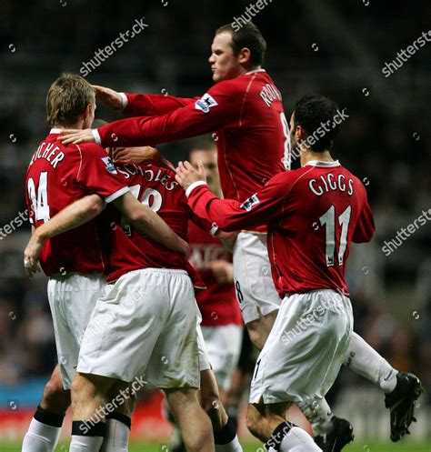 Paul Scholes Manchester United Celebrates After Editorial Stock Photo ...