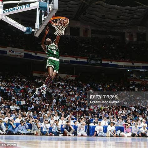 Dee Brown Dunk Contest Photos and Premium High Res Pictures - Getty Images