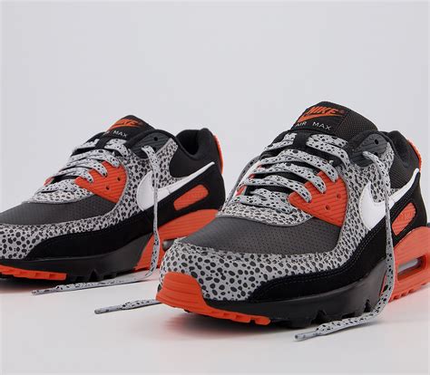 Nike Air Max 90 Trainers Black White Safety Orange - Unisex Sports