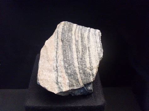 7 Oldest Rocks Ever Discovered - Oldest.org