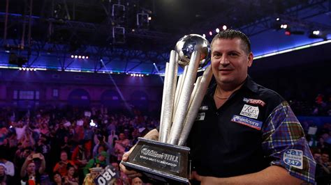 PDC World Darts champion Gary Anderson starts his bid for a third ...