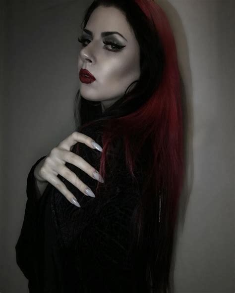 Sasha Massacre Dark Makeup, Gothic, Halloween Face Makeup, America ...