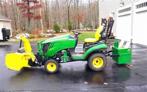 John Deere 1025R Snow Blower For Sale - House for Rent