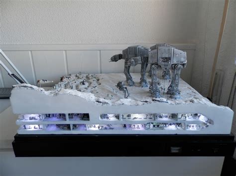 Battle of Hoth Diorama by L&M Studio Star Wars Bedroom, Star Wars Models, Star Wars Artwork ...